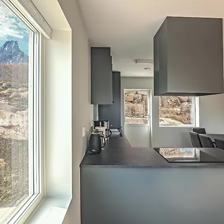 Breim-Modern Apartment In Ballstad #59 Apartament