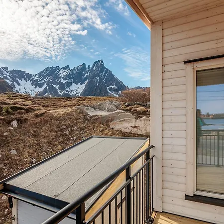 Breim-Modern Apartment In Ballstad #59 *